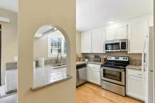 Photo #6: ML82014979 Listing 