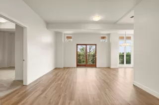 Photo #2: ML82015008 Listing 