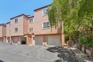 Photo #2: ML82015073 Listing 