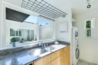 Photo #5: ML82015095 Listing 