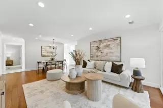 Photo #3: ML82015261 Listing 