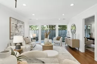 Photo #4: ML82015261 Listing 