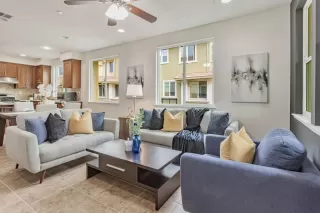 Photo #5: ML82015284 Listing 