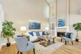 Photo #5: ML82015344 Listing 