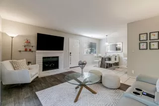 Photo #3: ML82015356 Listing 