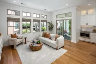 Photo #5: ML82015431 Listing