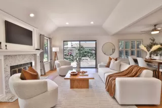 Photo #3: ML82015435 Listing