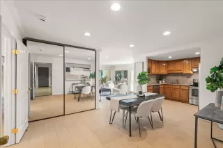 Photo #4: ML82015450 Listing 