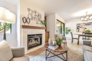 Photo #5: ML82015691 Listing 