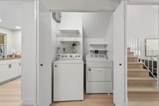 Photo #6: ML82015709 Listing