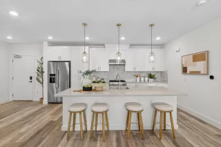 Photo #3: ML82015777 Listing 