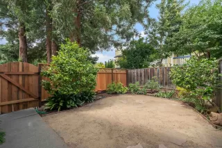 Photo #4: ML82015807 Listing 