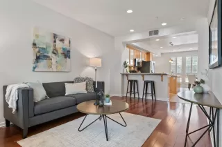 Photo #2: ML82015838 Listing