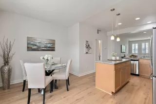 Photo #5: ML82015838 Listing