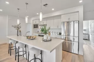 Photo #5: ML82015861 Listing