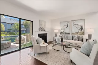 Photo #3: ML82015880 Listing 