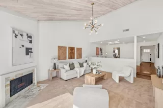 Photo #3: ML82015909 Listing 