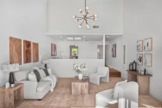 Photo #5: ML82015909 Listing 