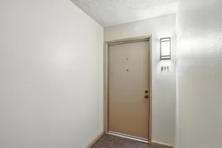 Photo #6: ML82015974 Listing 