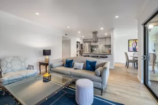 Photo #4: ML82015981 Listing