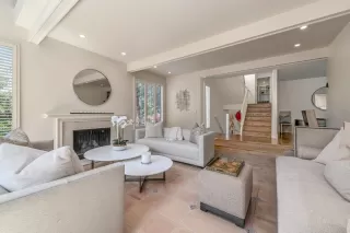 Photo #6: ML82015985 Listing 