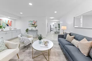 More Details about MLS # ML82016099 : 50 E MIDDLEFIELD RD 17