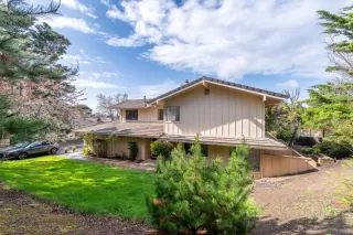 Photo #2: ML82016149 Listing 