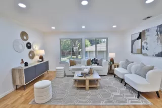 Photo #1: ML82016185 Listing 