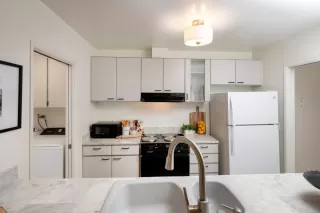 Photo #4: ML82016199 Listing