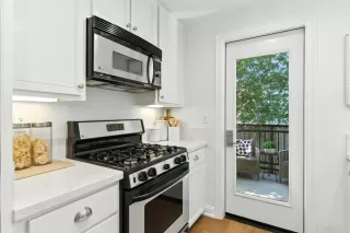 Photo #3: ML82016248 Listing 