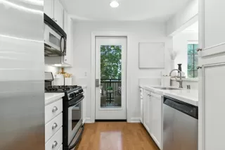 Photo #4: ML82016248 Listing 