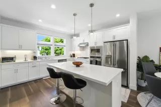 Photo #3: ML82016251 Listing