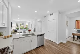 Photo #6: ML82016276 Listing 