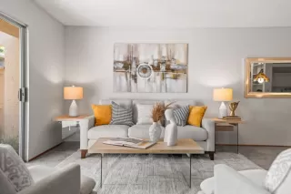 Photo #2: ML82016382 Listing 