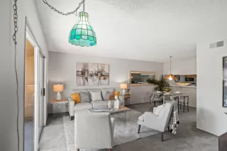 Photo #3: ML82016382 Listing 