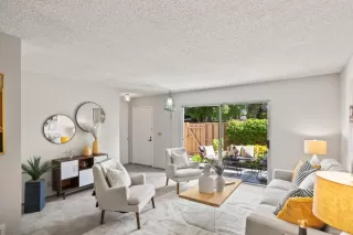 Photo #4: ML82016382 Listing 