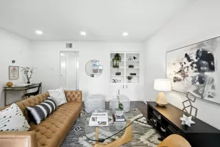 Photo #2: ML82016392 Listing 