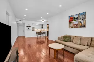 Photo #4: ML82016431 Listing 