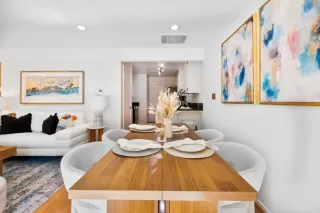 Photo #5: ML82016509 Listing 