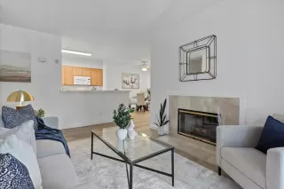 Photo #5: ML82016571 Listing 