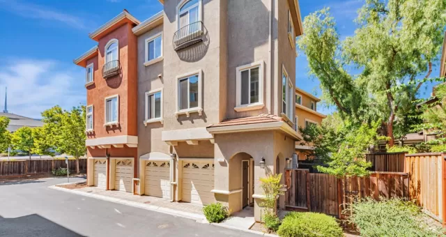 MLS: ML82016625 Condo For Sale