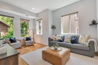 Photo #2: ML82016625 Listing