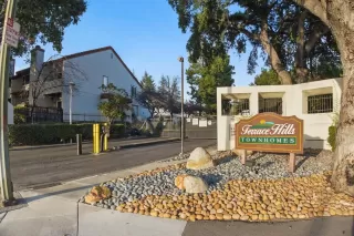 Photo #2: ML82016679 Listing 