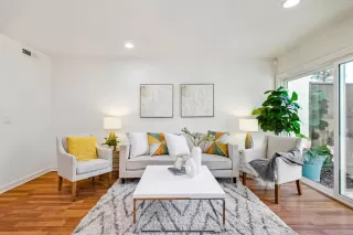 Photo #6: ML82016679 Listing 