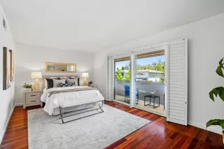 Photo #4: ML82016761 Listing 