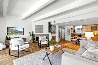 Photo #6: ML82016761 Listing 