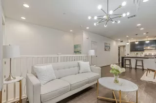 Photo #2: ML82016809 Listing