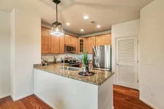 Photo #3: ML82016821 Listing