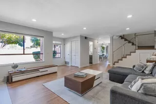 Photo #5: ML82016840 Listing 