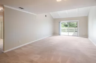 Photo #5: ML82016998 Listing 